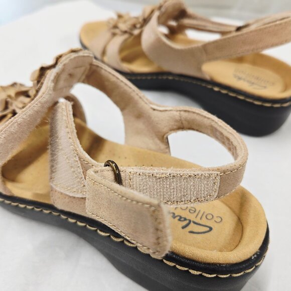 Clarks Beige Floral Strap Sandals - Picture 11 of 13